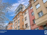 Moderne Eigentumswohnung mit Tageslichtbad, Wanne und Balkon - Plauen