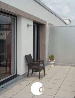 Exklusive 2-Zimmer-Penthouse-Wohnung in bester Citylage - Stuttgart