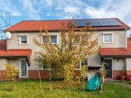 Familientraum: Großzügiges EFH mit idyllischem Grundstück, 2 Garagen, Wintergarten, Sauna und Pool - Berkenbrück