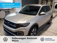 VW T-Cross, 1.0 TSI Move, Jahr 2023 - Mainz