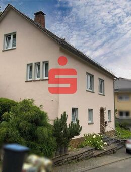 Einfamilienhaus in erhöhter Ortsrandlage - Neuerburg