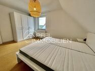 Ab 01.12.2024 3,5-Zimmer DG-Wohnung möbliert in Böblingen - Böblingen