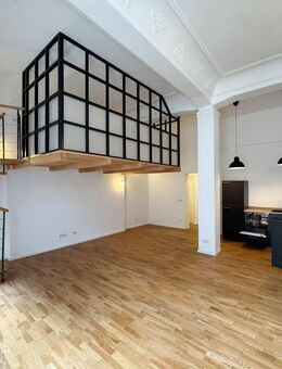 Stilvolles Apartment mit Einbauküche, Balkon & Galerie - Aue