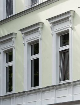 Steigerungspotential! Mehrfamilienhaus mit 6 Wohnungen und Stellplätzen in ruhiger, naturnaher Lage - Schipkau