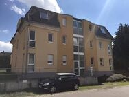 Gut vermietetes Paket aus 31 ETW mit in einer WEG mit Stellplätzen in Toplage! - Hartmannsdorf (Sachsen)