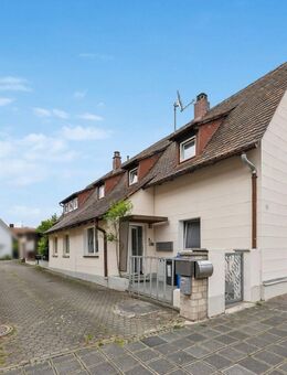 Denkmalgeschütztes Mehrfamilienhaus mit sehr guter Rendite in Nürnberg/Kornburg - Nürnberg