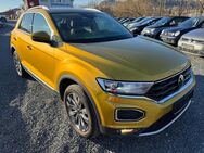 VW T-Roc, 1.5 TSI Sport Abn PDCvo hi Plus Emergency Light, Jahr 2021 - Boxberg (Baden-Württemberg)