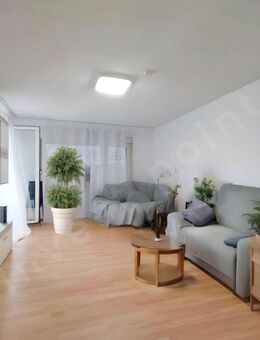 Gute Substanz, individuelle Neugestaltung! Helle 2,5-Zi.-Whg. in Markgröningen - Markgröningen