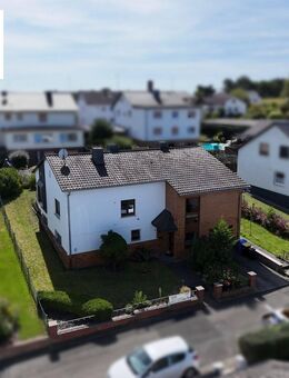 Viel Platz für die Familie - Einfamilienhaus mit Einliegerwohnung in Niederklein - Stadtallendorf