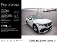 VW Tiguan, 1.5 TSI R-Line 110kW IQ-Light, Jahr 2023 - Kelkheim (Taunus)