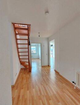 Ab 2026 Bezugfrei, gepflegte Dachgeschoss-Maisonette, mit 3x Bädern - Kriftel