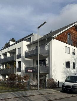 Schicke 2-Zimmerwohnung mit moderner Einbauküche und Westloggia - München