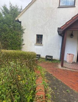 Großzügiges Familiendomizil mit viel Potenzial in ruhiger, bahnhofsnaher Lage von Lotte-Halen - Lotte