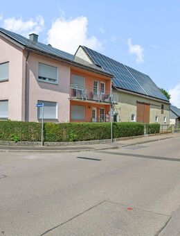 Gepflegtes Zweifamilienhaus mit viel Potenzial in Genderkingen - Genderkingen