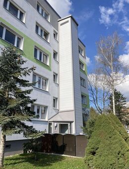 Wohnen in toller Lage in Zeitz - Gustav-Mahler-Straße 7 - mit Balkon und Aufzug! - Zeitz