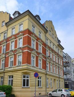 Frisch renoviert mit Duschbad in exklusiver Lage direkt an der Elbe - Magdeburg