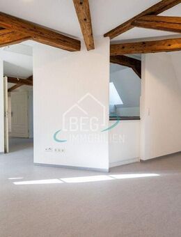 Charmante 3-Zimmer-Dachgeschosswohnung mit historischem Flair - Bad Wimpfen