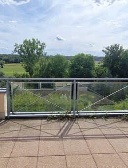 Helle 4 Raum Wohnung mit toller Dachterrasse! - Leipzig