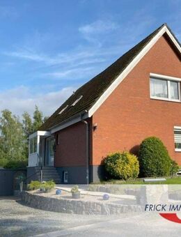 Modernisiertes Einfamilienhaus mit ELW in ruhiger Lage - Lensahn
