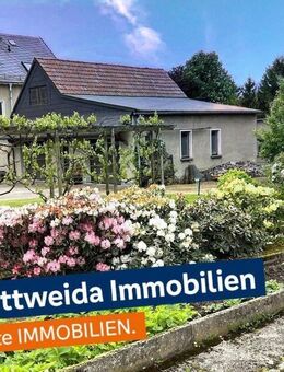 Viel Raum zum Leben - EFH mit optionaler Einliegerwohnung auf großem Grundstück in ruhiger Lage - Königshain-Wiederau