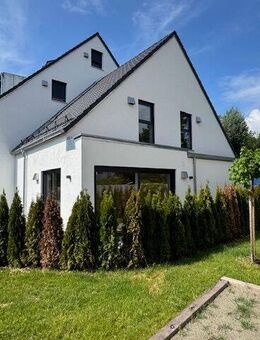Hochwertiges Stadthaus in Dachau! Großzügige Räume, privater Garten und exzellente Ausstattung - Dachau