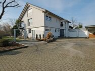 Vermietung einer exklusiven 5-Zimmerwohnung mit Garten und Garage/Stellplatz - Neuenburg (Rhein)