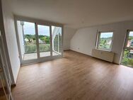 4 Zimmer Dachgeschoss Wohnung mit Balkon in ruhiger Lage - Arzberg (Sachsen)