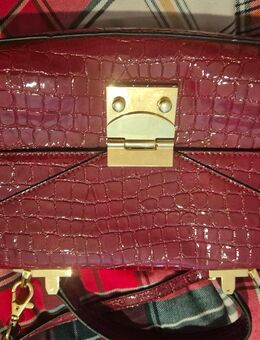 Elegante Lackleder Handtasche - Biedenkopf