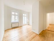 RUHIGE SINGLEWOHNUNG IN KLASSISCHEM ALTBAU IM SAMARITERKIEZ | PROVISIONSFREI | - Berlin