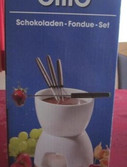 Schokoladen- Fondue-Set, neu + 2 Fondue-Teller, weiß + 8 Fondue-Gabeln, neu + Käsereibe, neu - München