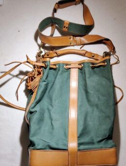 Kleiner Damenrucksack mit Leder und Stoff - Braunschweig