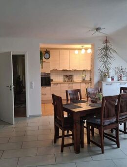 5 Zimmer Traumwohnung mit viel Platz und tollem Ausblick! - Hünfelden