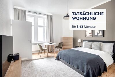 Wunderschöne vollausgestattete 1 Zimmer Wohnung in Gründerzeit Altbau direkt am Boxhagener Platz.