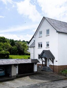 Mehrfamilienhaus mit großzügigem Grundstück - Brilon