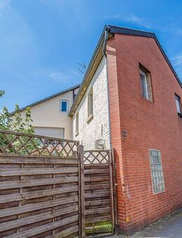 Sanierungsbedürftig mit Potenzial - ein Haus für neue Ideen - Mönchengladbach