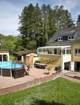 Einzigartig. Atemberaubend. Individuell. Ein Wohntraum mit Alleinstellungsmerkmal - Sulzbach (Saar)