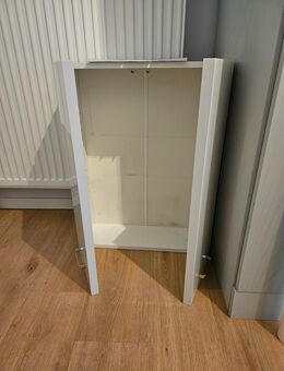Hochglanz-Wandschrank - Hannover