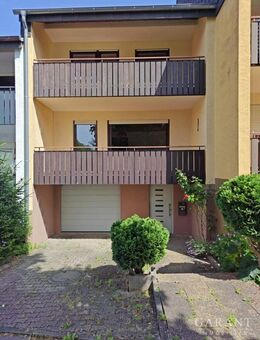 Charmantes Reihenmittelhaus mit Garten, Balkon & Garage - ideal für Familien! - Pforzheim