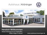 VW Golf, 1.5 VIII R-Line eTSI DiscoverMedia BlackStyle 18, Jahr 2023 - Birkenfeld (Rheinland-Pfalz)