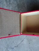 uriges DDR Sitzmöbel mit Staufunktion in 13088