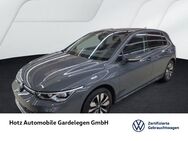 VW Golf, 2.0 TDI VIII Move, Jahr 2024 - Gardelegen (Hansestadt)