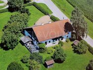 ENGEL & VÖLKERS - Bauernhaus-Romantik: Ländlicher Charme in den Voralpen - Schnaitsee