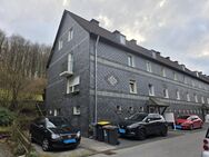 Kleine 2 Zimmer DG Wohnung in ruhiger Lage - RESERVIERT - Velbert
