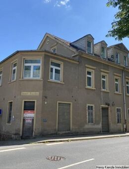 ** VERHANDLUNGSBASIS ** Historisches Mehrfamilienhaus nebst reichlich Nebengelass zum vollständigen Sanieren! - Meißen
