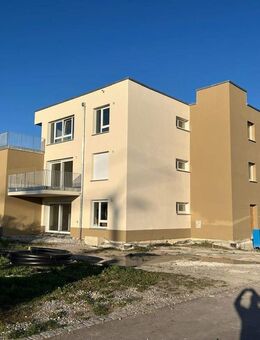2 Zimmer-Neubauwohnung mit Balkon -barrierefrei mit Personenaufzug - Stimpfach
