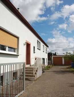 Zweifamilienhaus in kinderfreundlicher Lage - Mehlingen