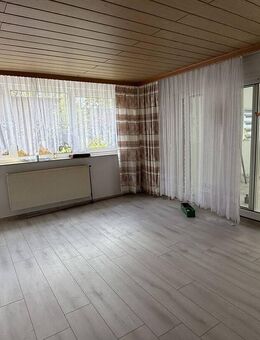 Großzügiges Mehrfamilienhaus mit 100 m² Tiefgarage in ruhiger Lage von Duisburg-Walsum - Duisburg