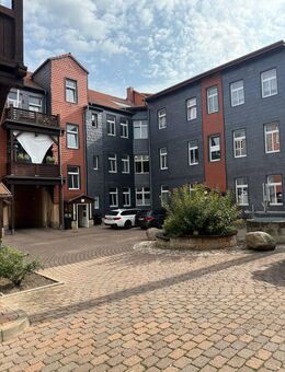 Reserviert - Helle 2-Zimmer-Erdgeschosswohnung mit Terrasse und Garten in attraktiver Wohnanlage am Stadtpark. - Halberstadt
