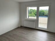 Moderne bezugsfertige 2-Raum-Wohnung mit Balkon! - Oschersleben (Bode)