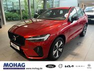 Volvo XC60, T6 AWD Recharge Essential, Jahr 2023 - Recklinghausen